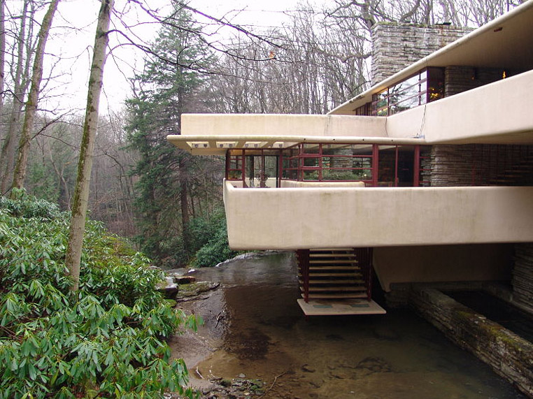 [Fallingwater living room, from kitchen]
