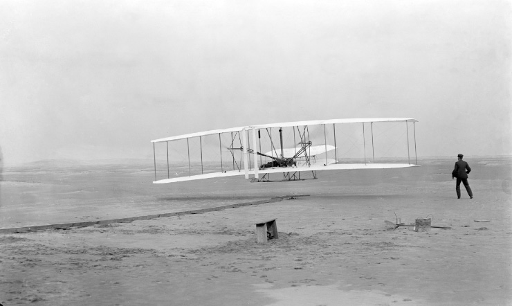 [740 x 442 photo (72 dpi) of Orville Wright's famous first airplane flight, 1903]